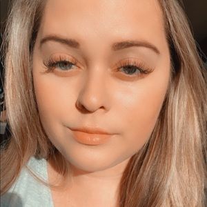 Meet your Posher, Deanna